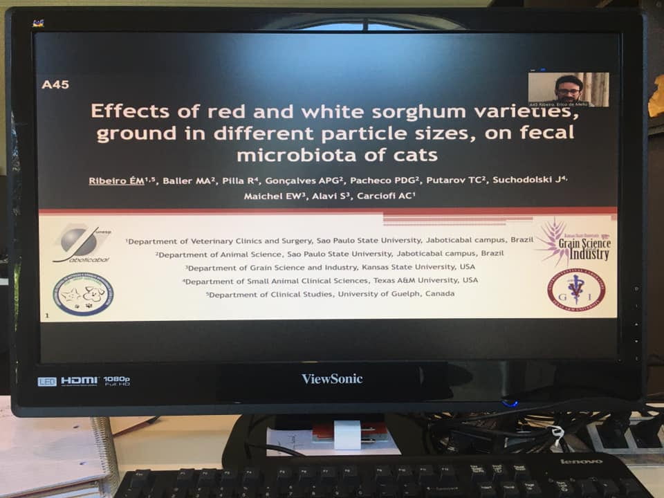 Erico presented his research, titled, "Effects of red and white sorghum varieties, ground in different particle sizes, on the fecal microbiota of cats. 